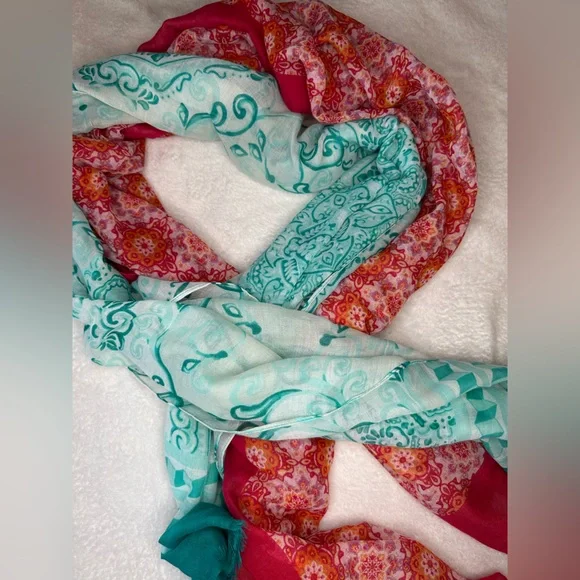 💥3/$20 Charming Charlie Scarves Bundle Pink & Teal- OR use as table runners - Picture 6 of 15